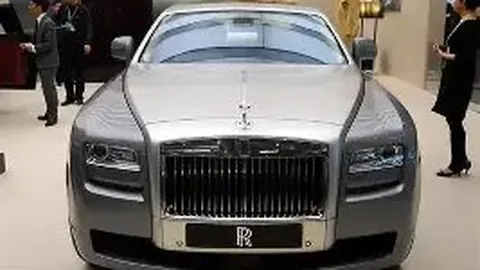 “2025广州内容创作者狂欢盛典盛大开幕，知名博主呼吁‘共赴黄埔’”